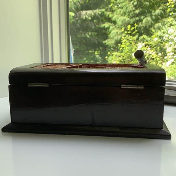 Vintage Hand-carved Wood Jewelry Box - Picture 6 of 13